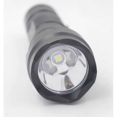 Wholesale Single mode tactical hunting XP-L HI V2 bulb 18650 LED flashlight with remote switch